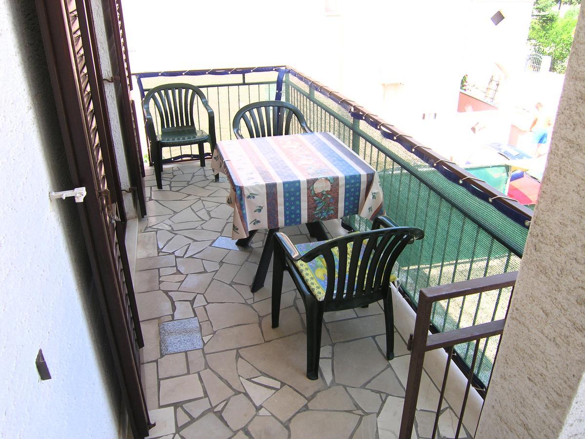 Apartman Braut Krk Town Exteriér fotografie